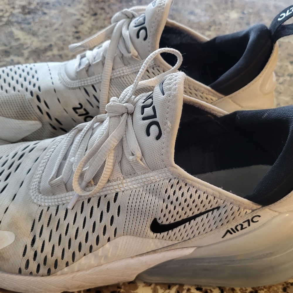 Nike Air 270 White and Black Sneakers